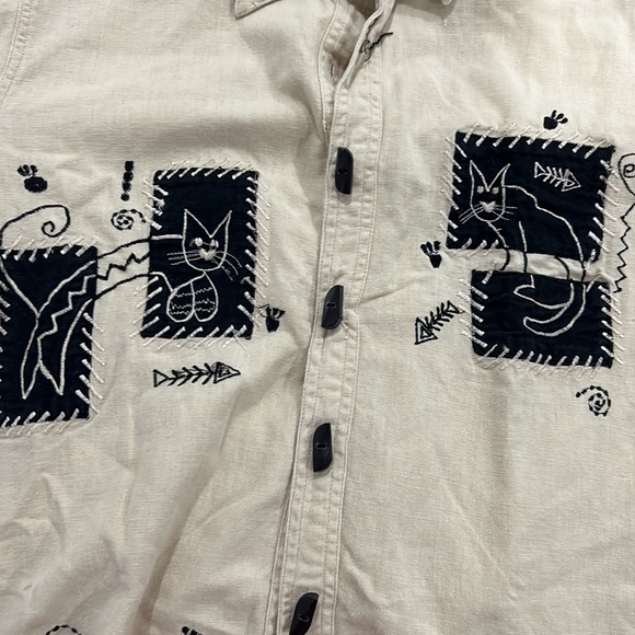 vintage embroidered cat tan button down shirt - Picture 6 of 11